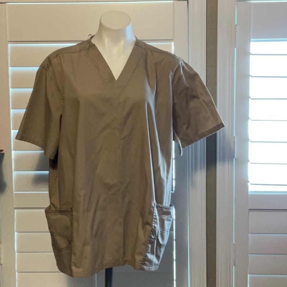 Women's Tan V-Neck Tunic Top